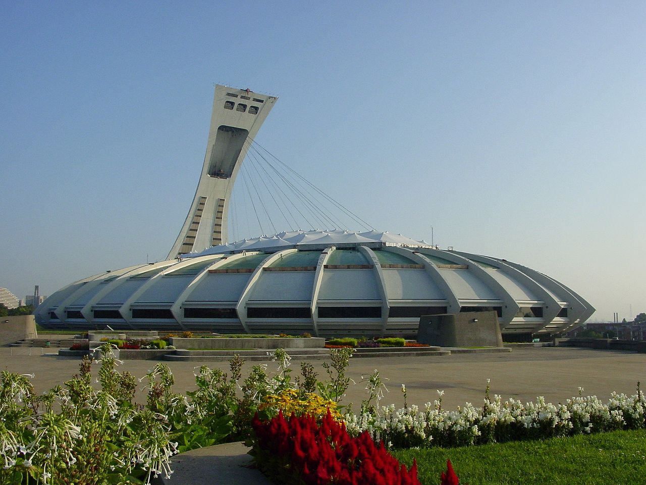 Olympiastadion Montreal, veröffentlicht unter GFDL-Lizenz von Xantener