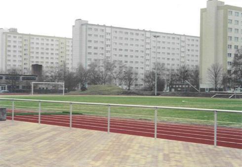 ,Sportplatz+Dodendorfer+Straße,291903,,,,,northeast